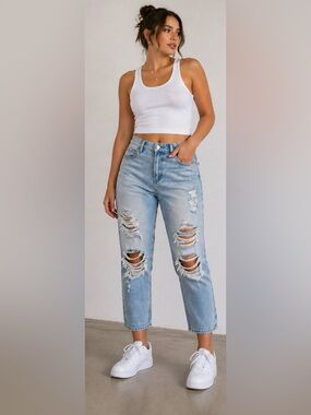 Articles of Society Janis Boyfriend Jeans Light Wash Distressed Relaxed Fit 30